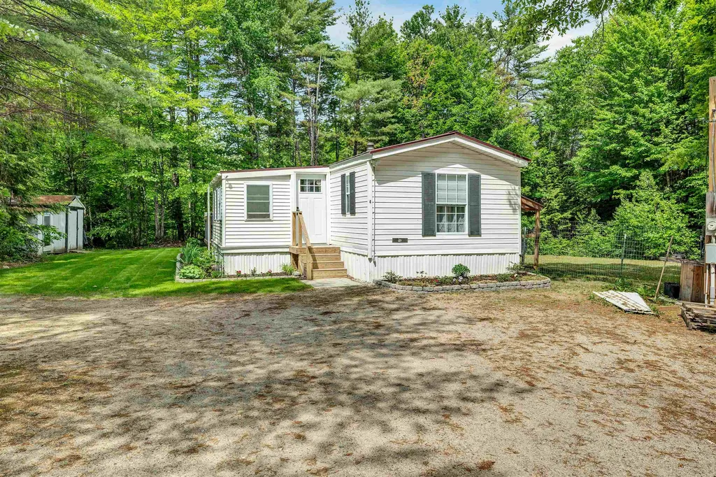 4 Mount Shaw Road Ossipee NH 03864
