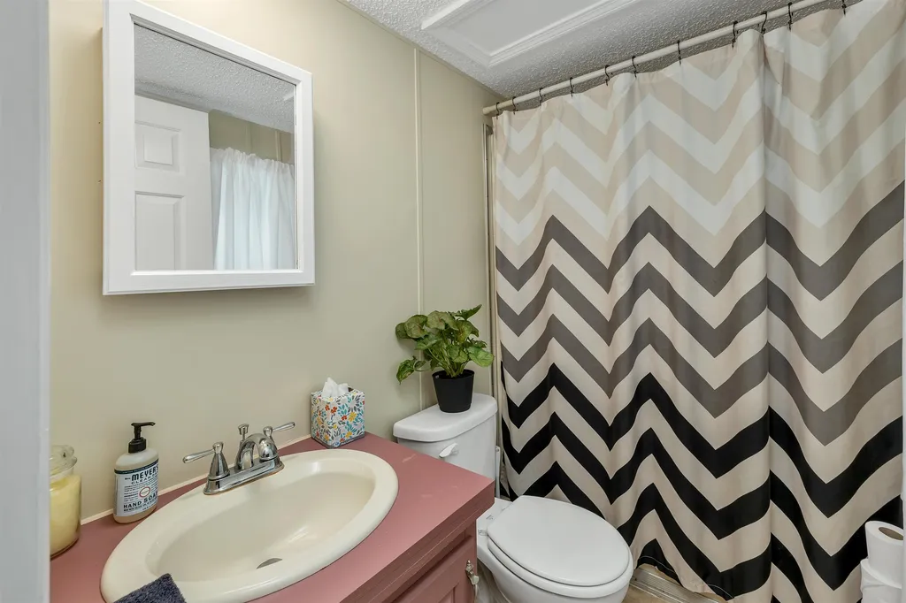 4 Mount Shaw Road Ossipee NH 03864