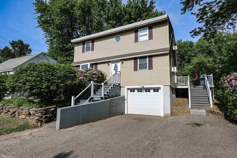 31 Dunbar Street Manchester NH 03103