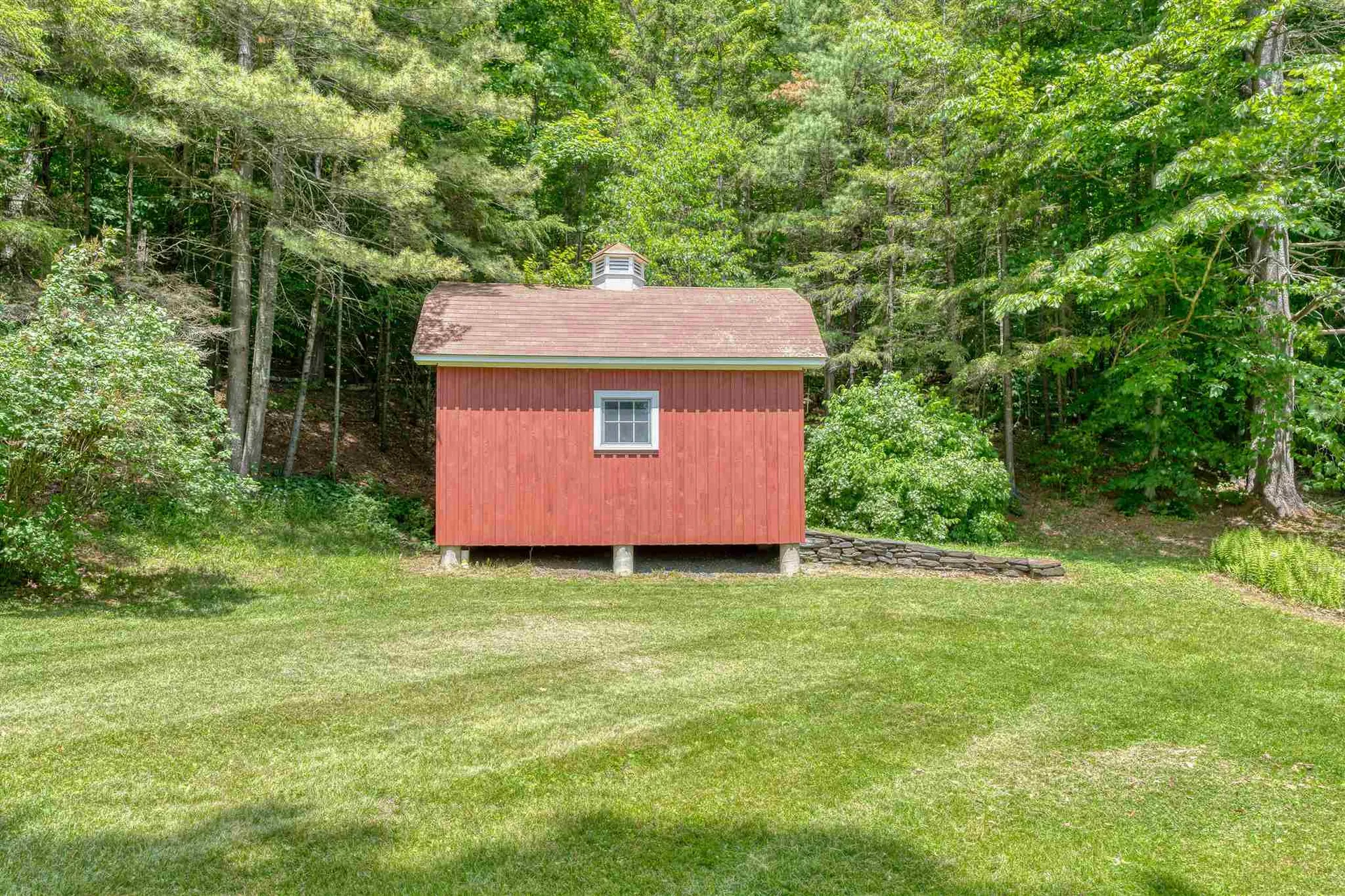 2114 Vt Route 12 Barnard VT 05031