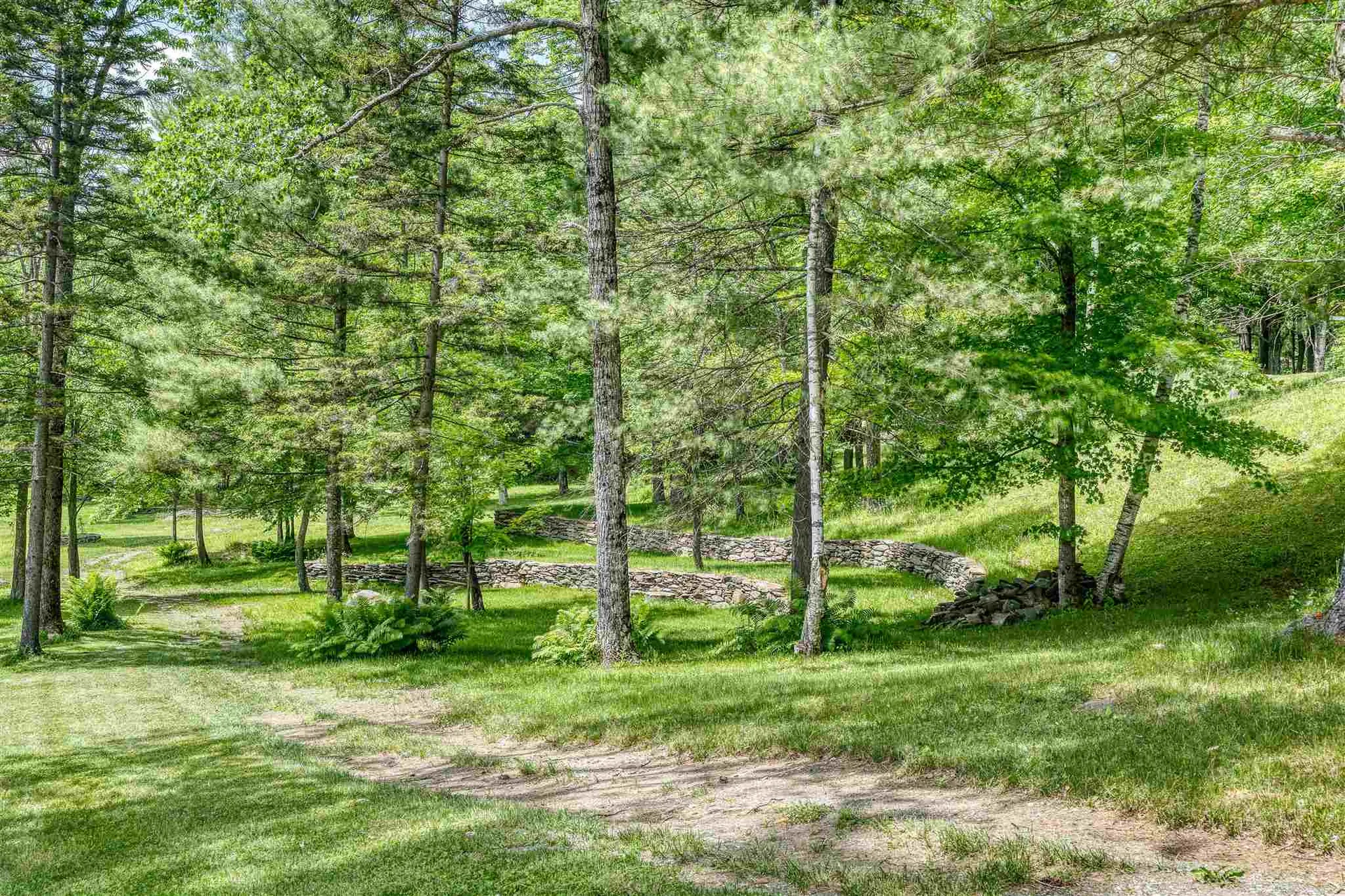 2114 Vt Route 12 Barnard VT 05031