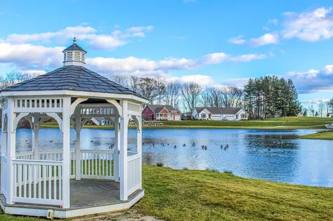 68 Three Ponds Drive Brentwood NH 03833