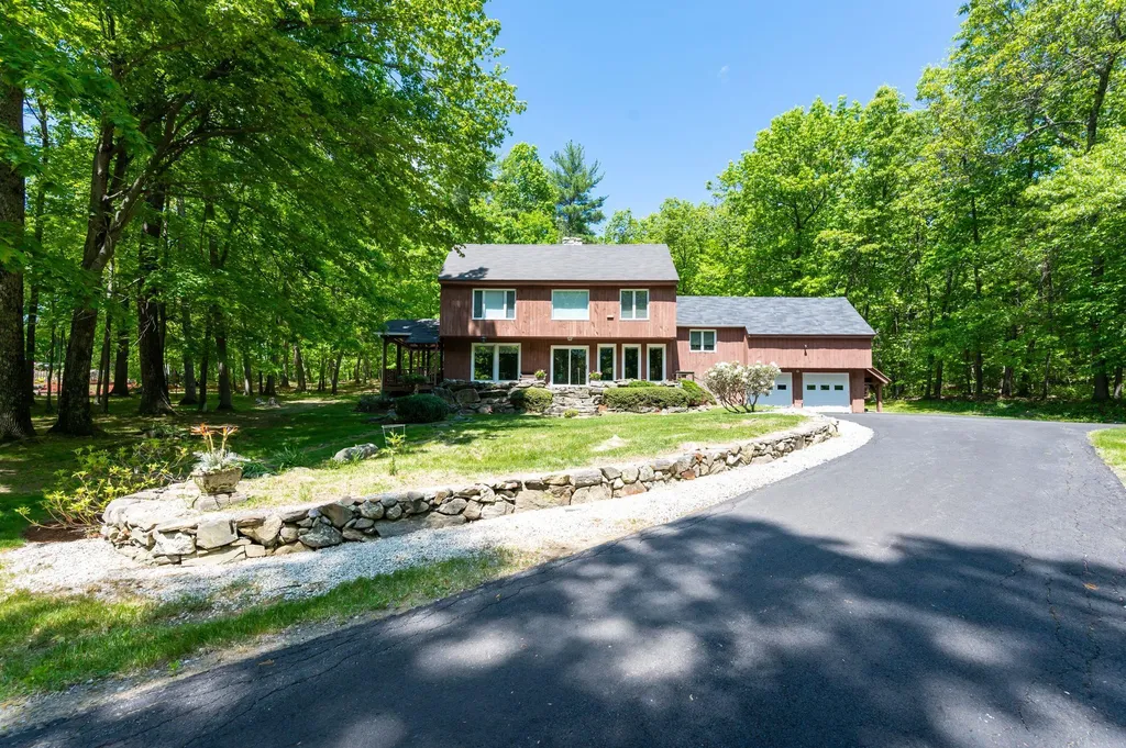 25 Settlers Lane Salem NH 03079