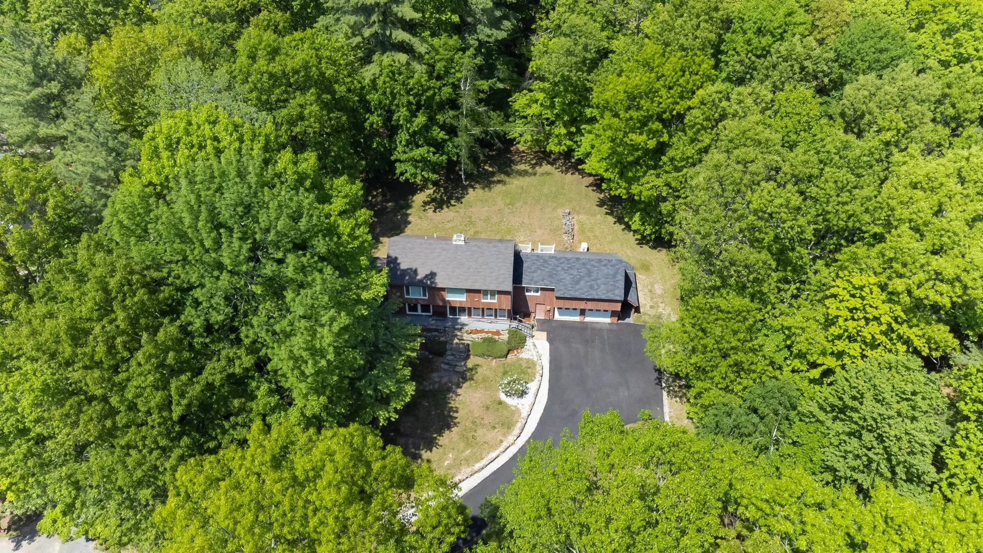 25 Settlers Lane Salem NH 03079