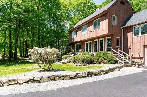 25 Settlers Lane Salem NH 03079