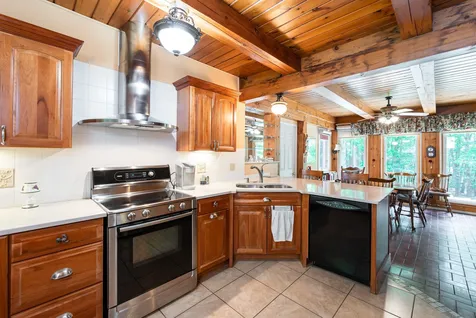 25 Settlers Lane Salem NH 03079
