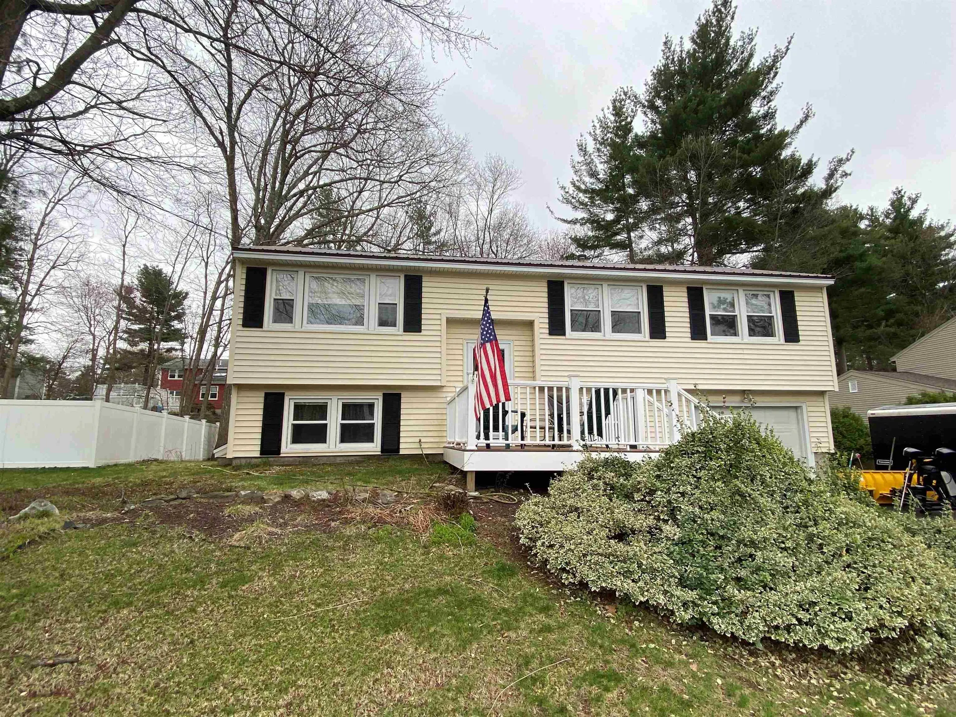 76 Nottingham Drive Nashua NH 03062