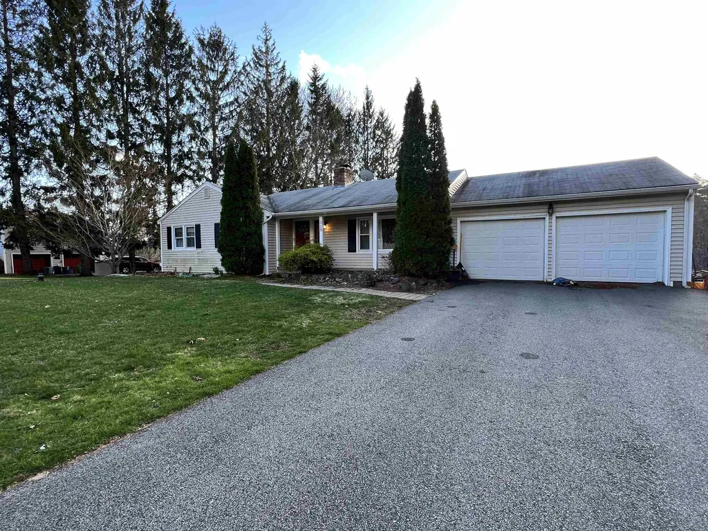 329 Bayside Road Greenland NH 03840