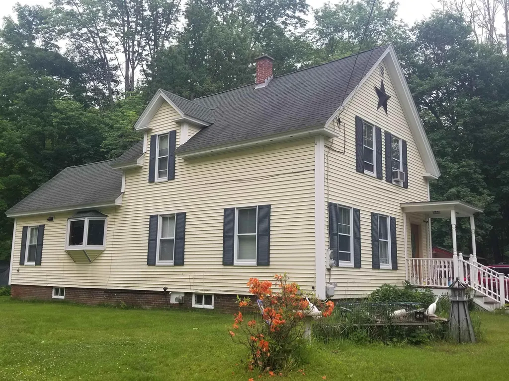 233 Old Church Road Claremont NH 03603
