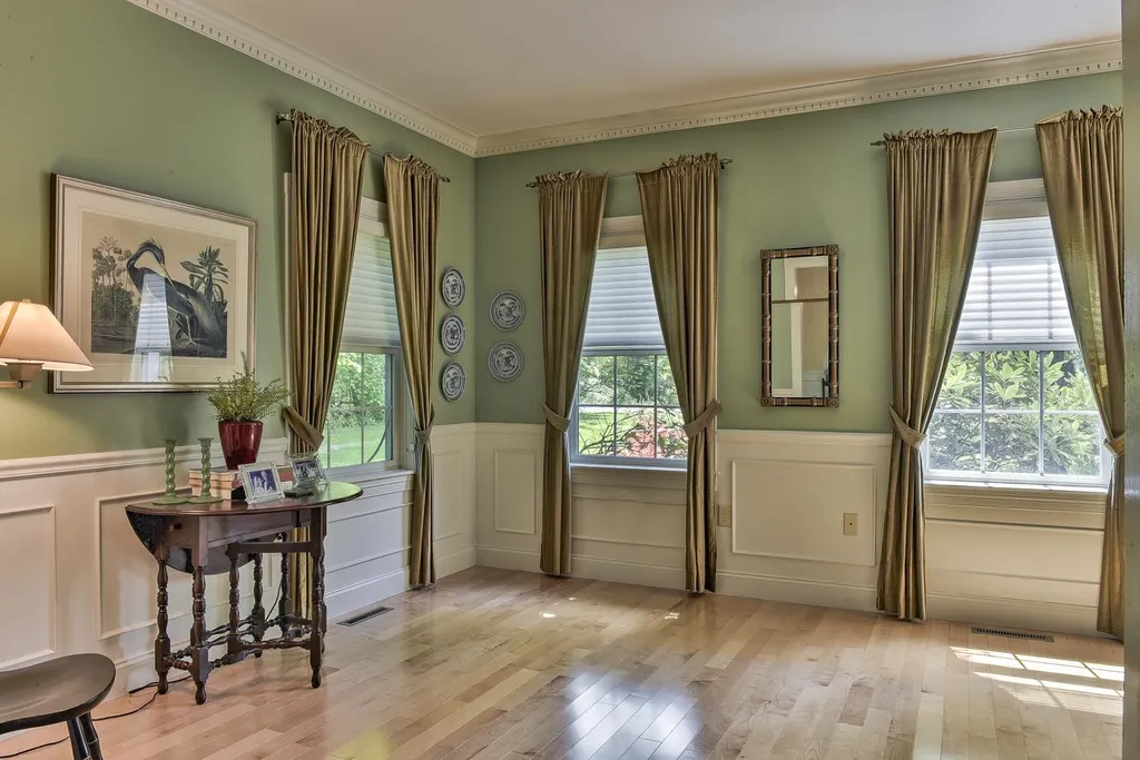 67 Bradford Road Keene NH 03431