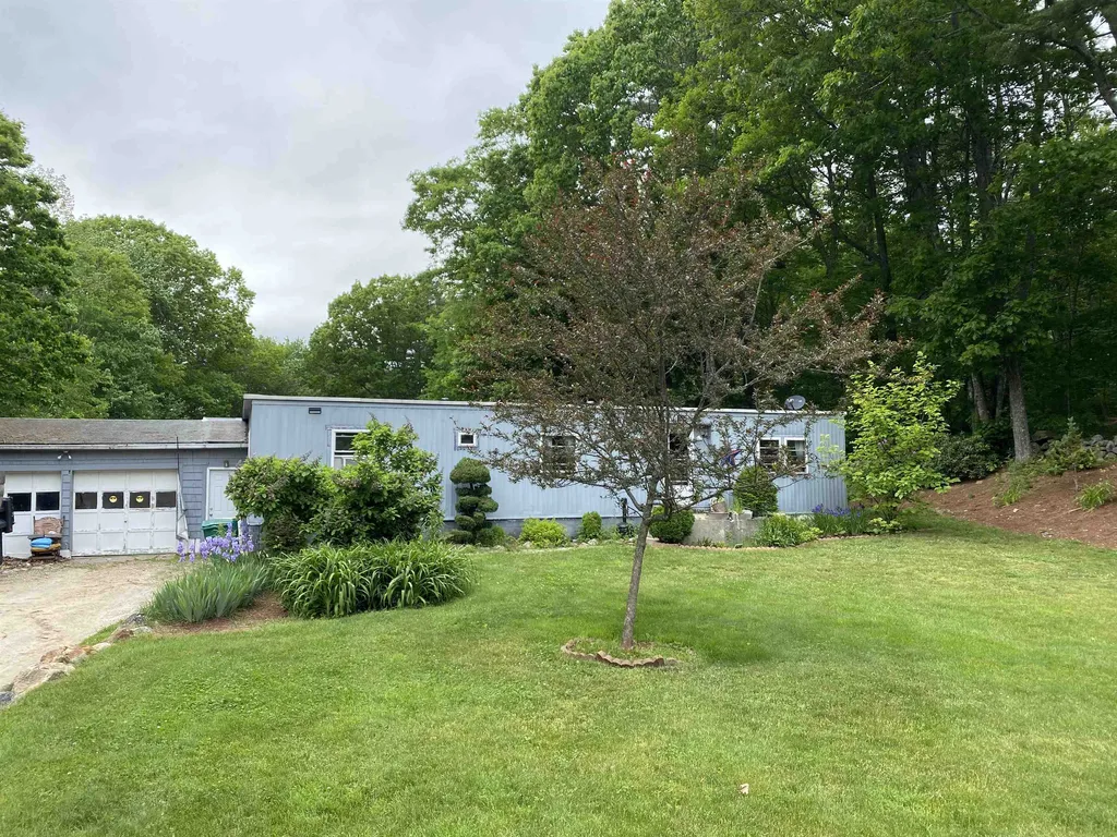 63 Strafford Road Rochester NH 03867