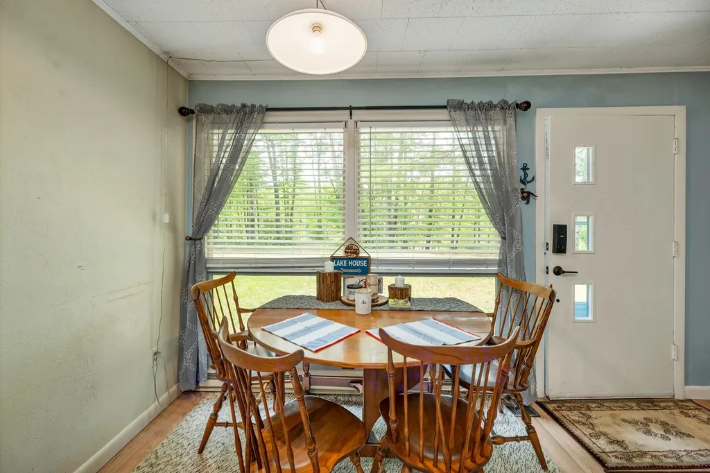 26 Heritage Road Laconia NH 03246