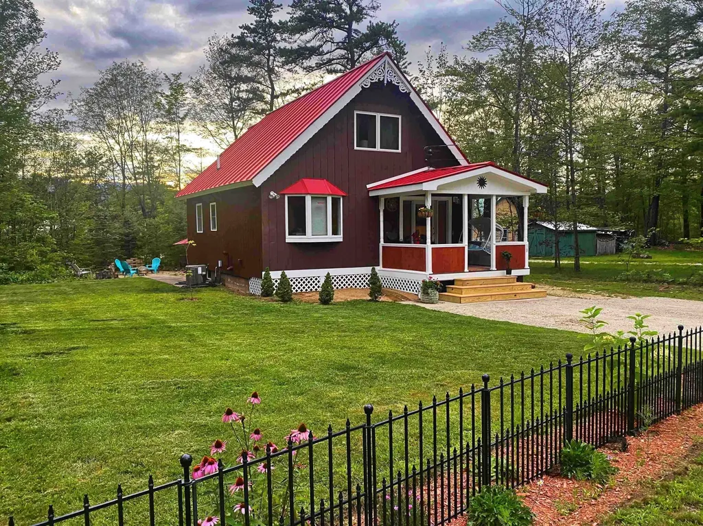 18 Lucerne Drive Madison NH 03849
