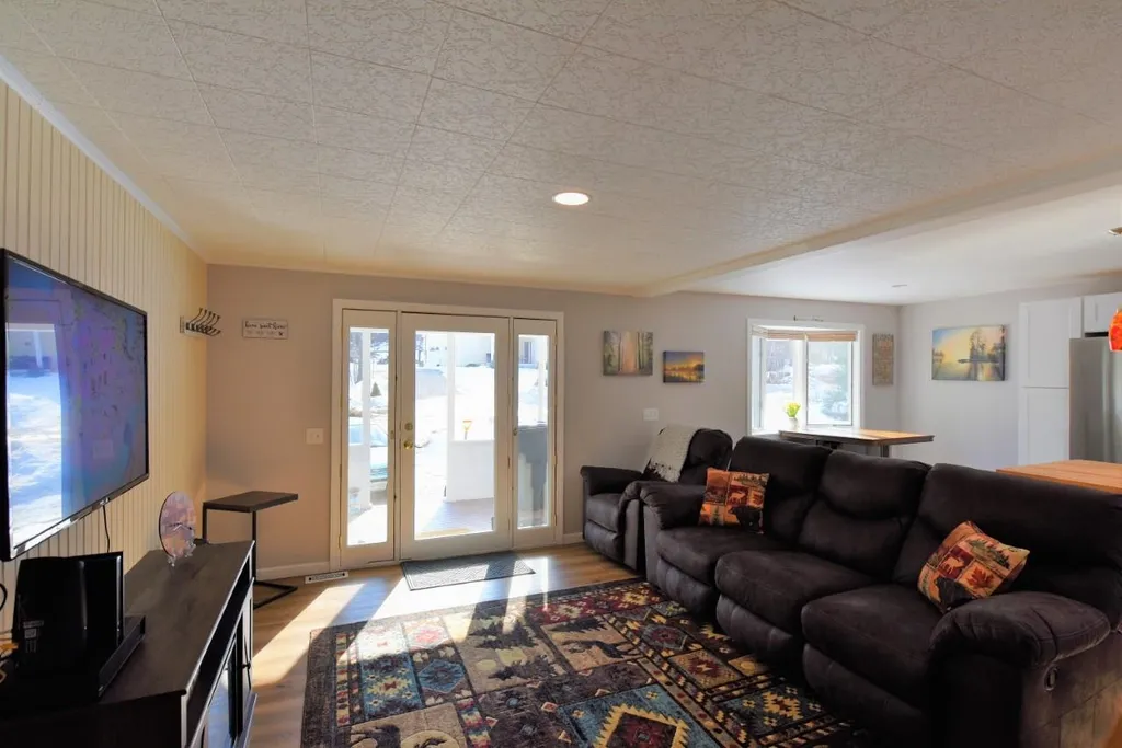 18 Lucerne Drive Madison NH 03849