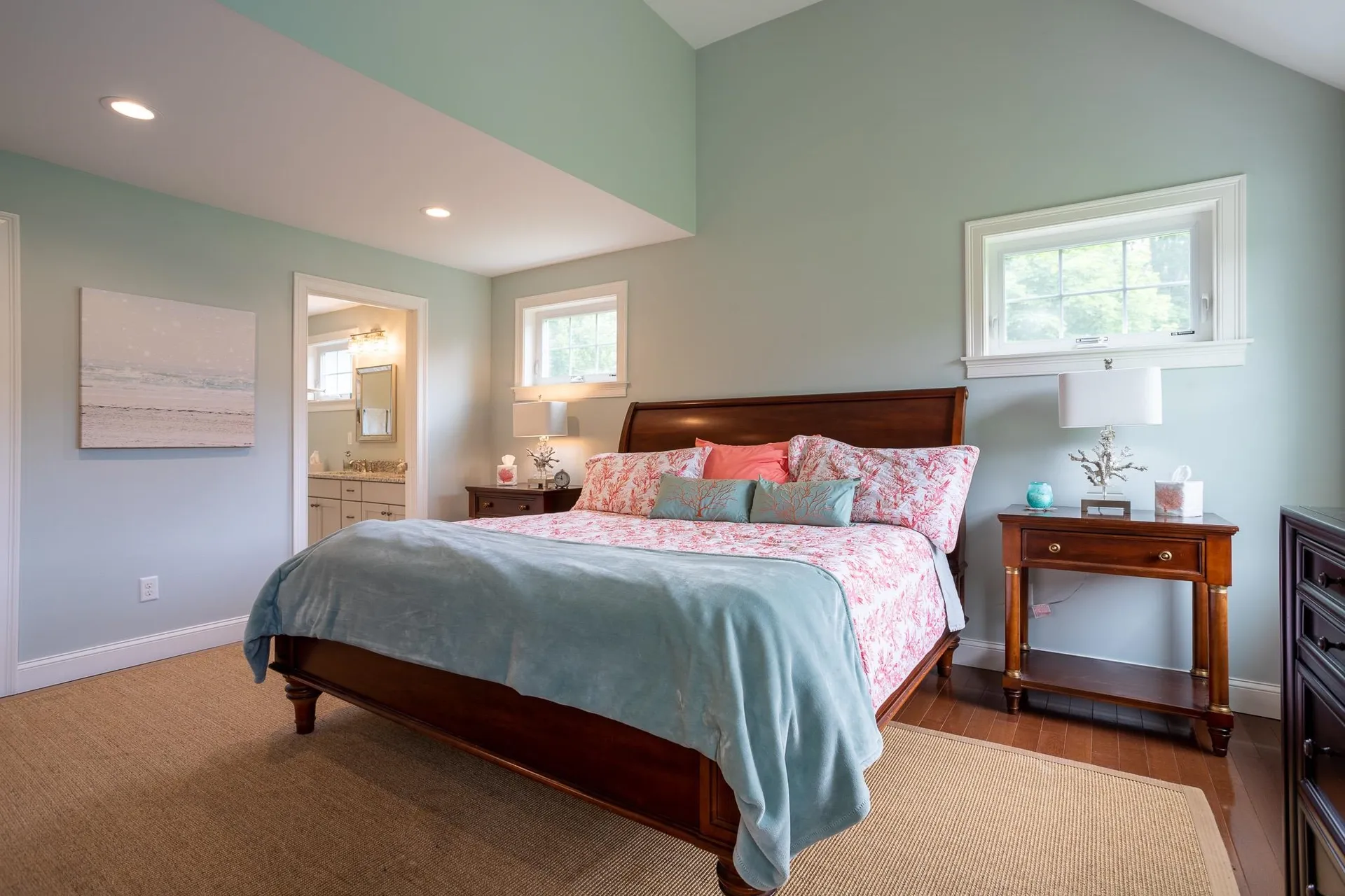 194 Atlantic Avenue North Hampton NH 03862