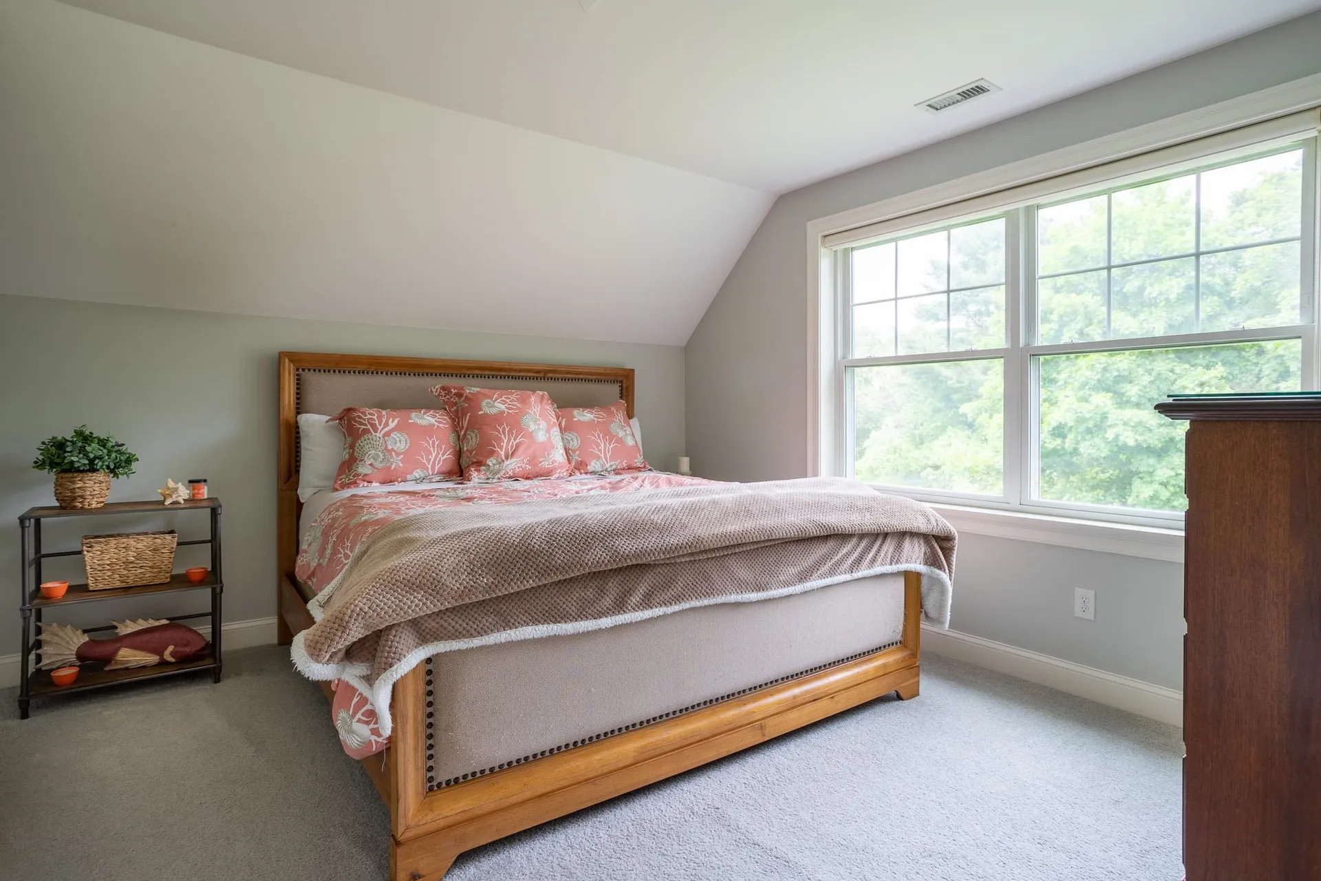 194 Atlantic Avenue North Hampton NH 03862