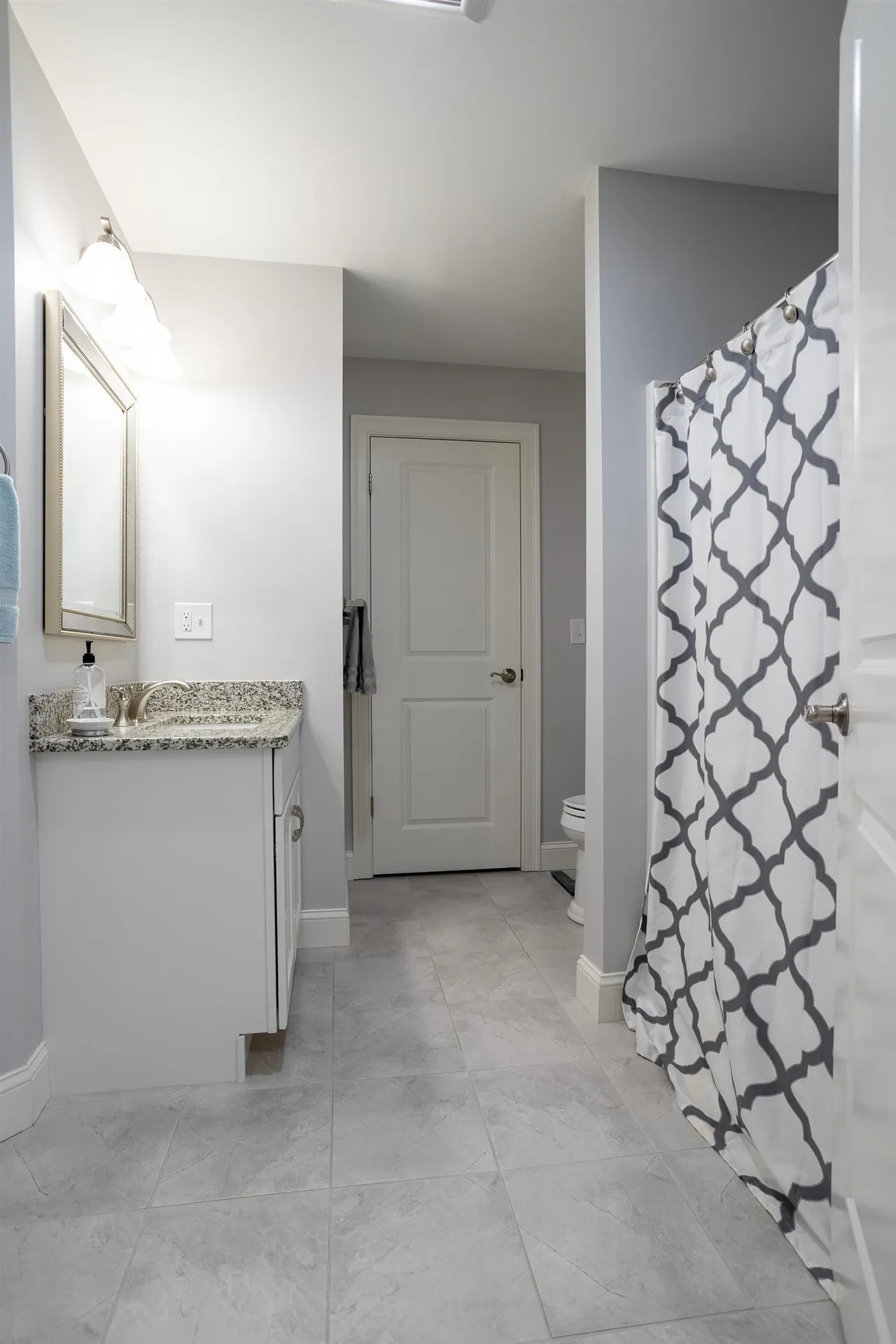 194 Atlantic Avenue North Hampton NH 03862