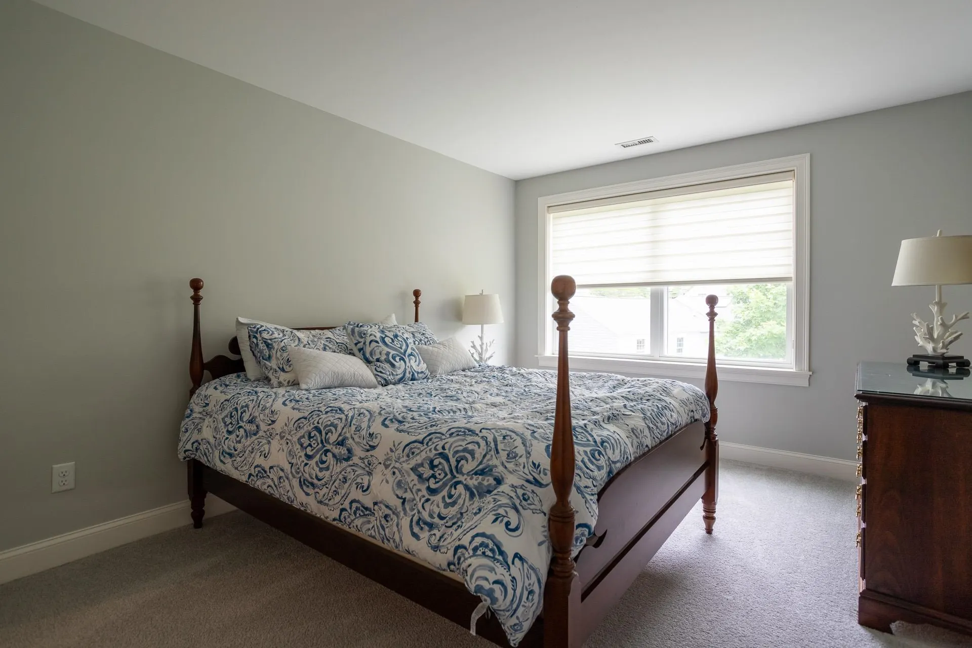 194 Atlantic Avenue North Hampton NH 03862