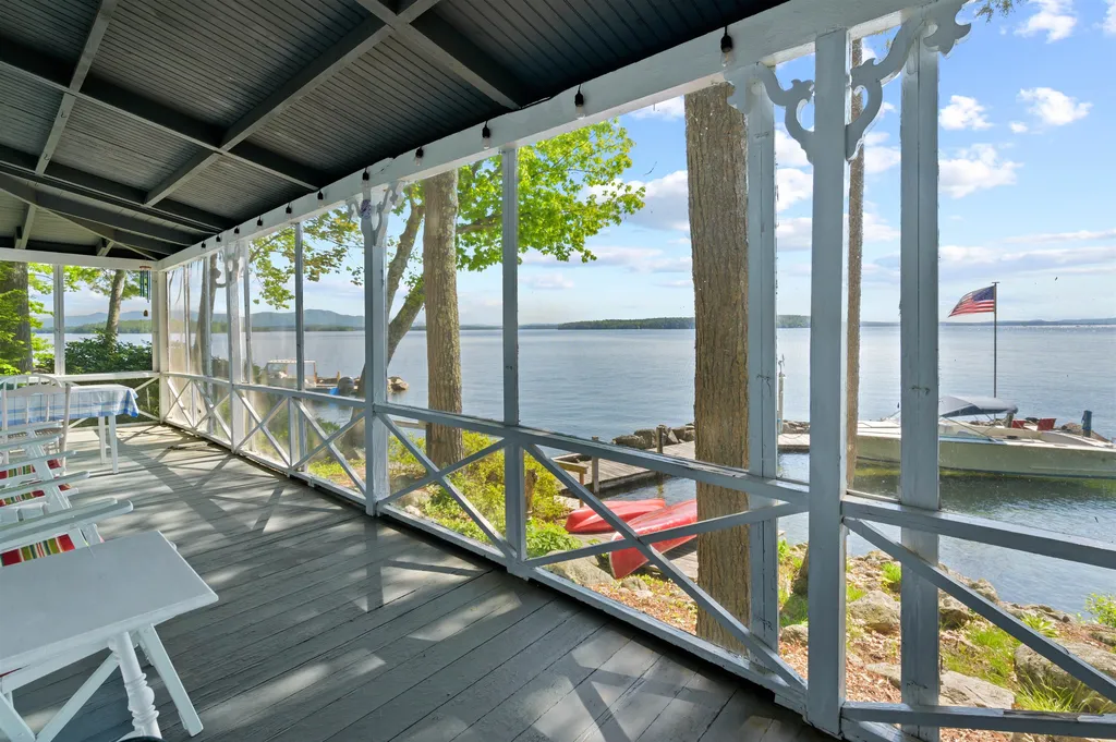 12 Lockes Island Gilford NH 03249