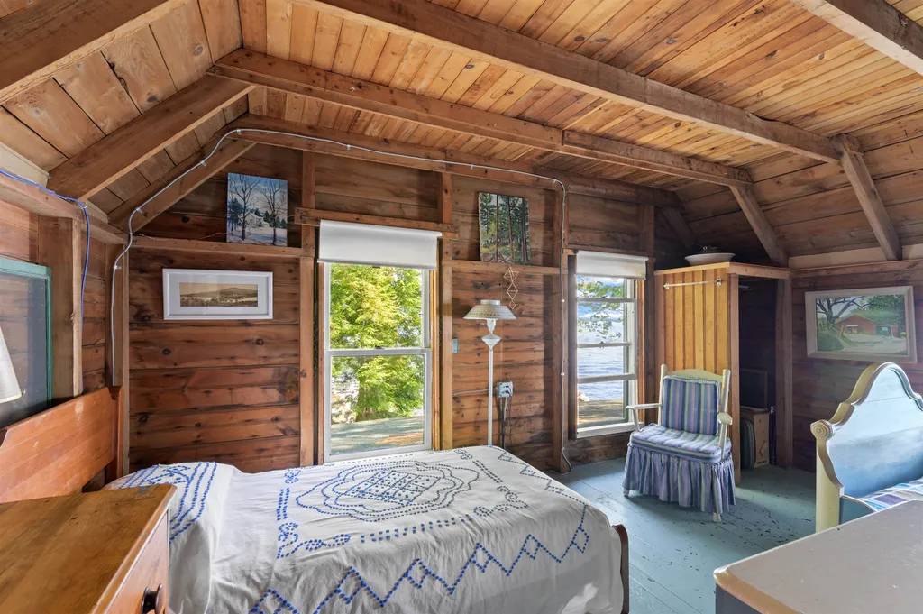 12 Lockes Island Gilford NH 03249