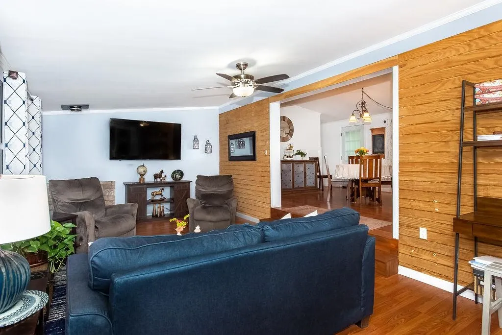 321 Chestnut Hill Road Rochester NH 03867