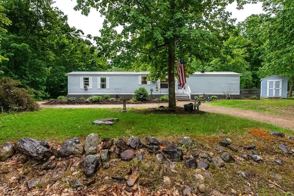 321 Chestnut Hill Road Rochester NH 03867