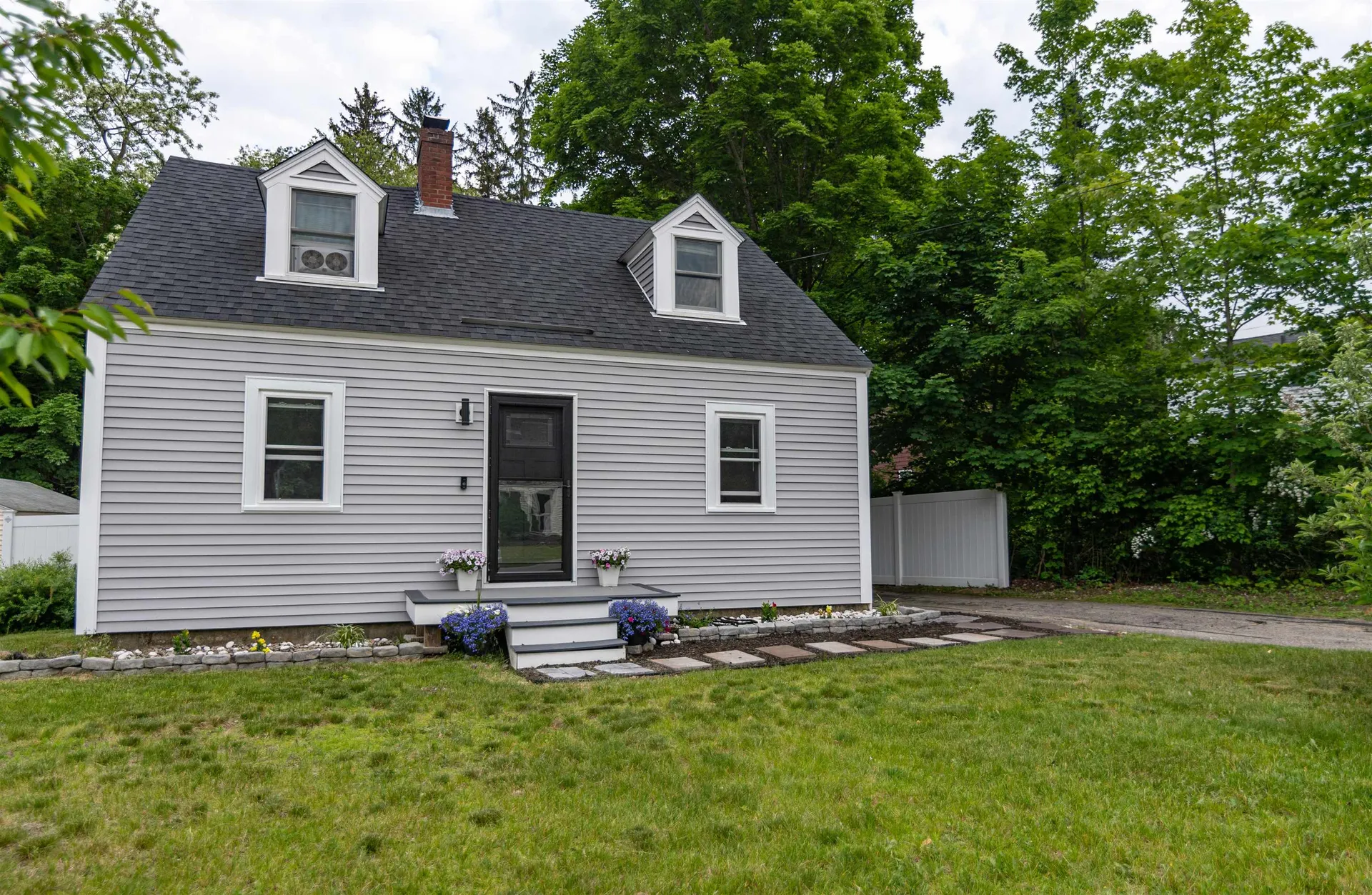 11 Stevens Court Rollinsford NH 03869