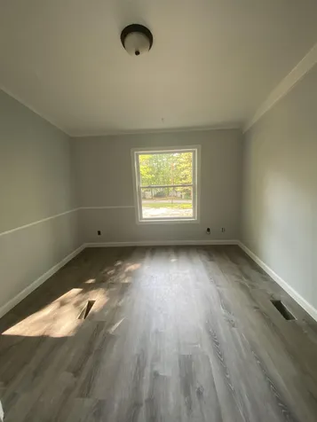 5 New Yorker Drive Allenstown NH 03275
