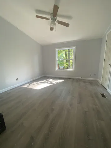 5 New Yorker Drive Allenstown NH 03275