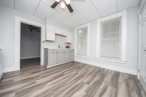 18-20 Cleveland Place Laconia NH 03246
