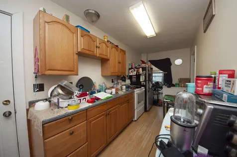 18-20 Cleveland Place Laconia NH 03246
