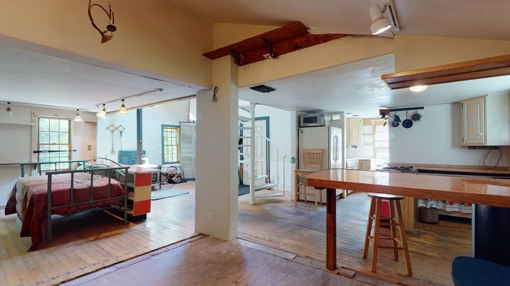 9562 Main Road Huntington VT 05462