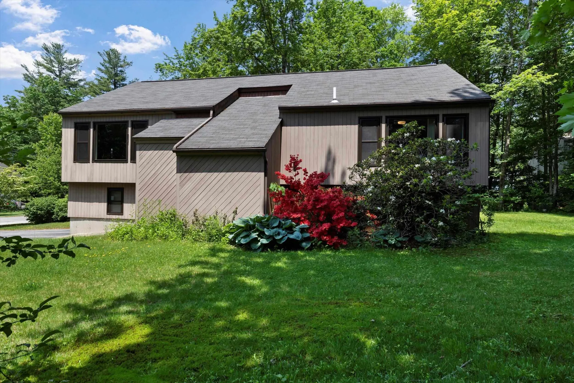 40 Radcliffe Drive Milford NH 03055