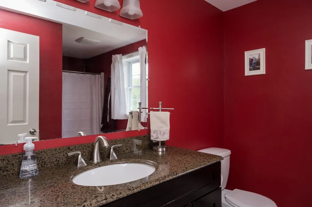 19 Ridgeview Drive Milton NH 03851