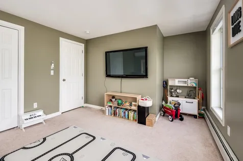 19 Ridgeview Drive Milton NH 03851
