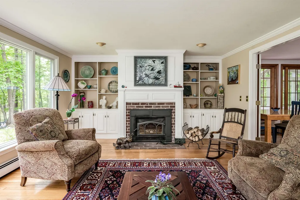 10 Laurel Lane Durham NH 03824
