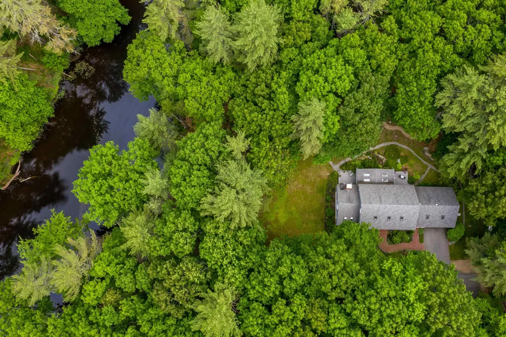 10 Laurel Lane Durham NH 03824