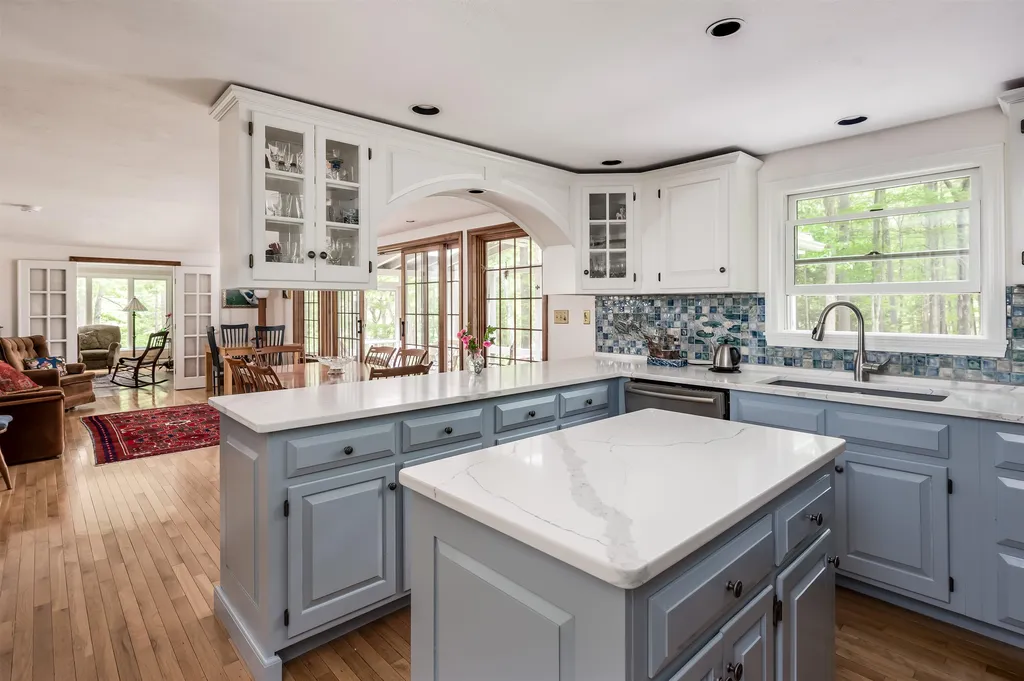 10 Laurel Lane Durham NH 03824