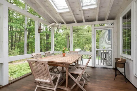 10 Laurel Lane Durham NH 03824