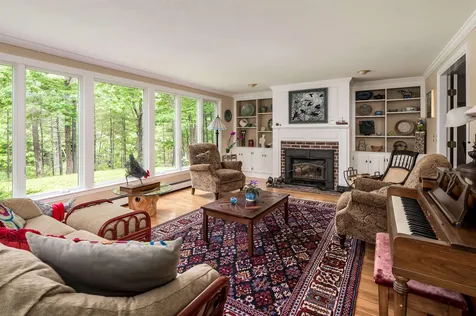 10 Laurel Lane Durham NH 03824