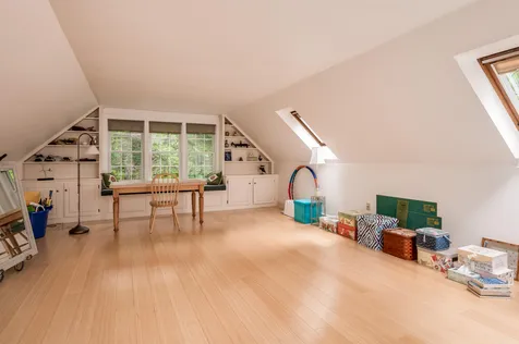 10 Laurel Lane Durham NH 03824