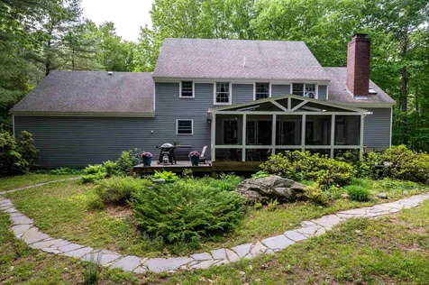 10 Laurel Lane Durham NH 03824