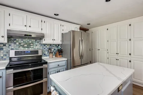 10 Laurel Lane Durham NH 03824