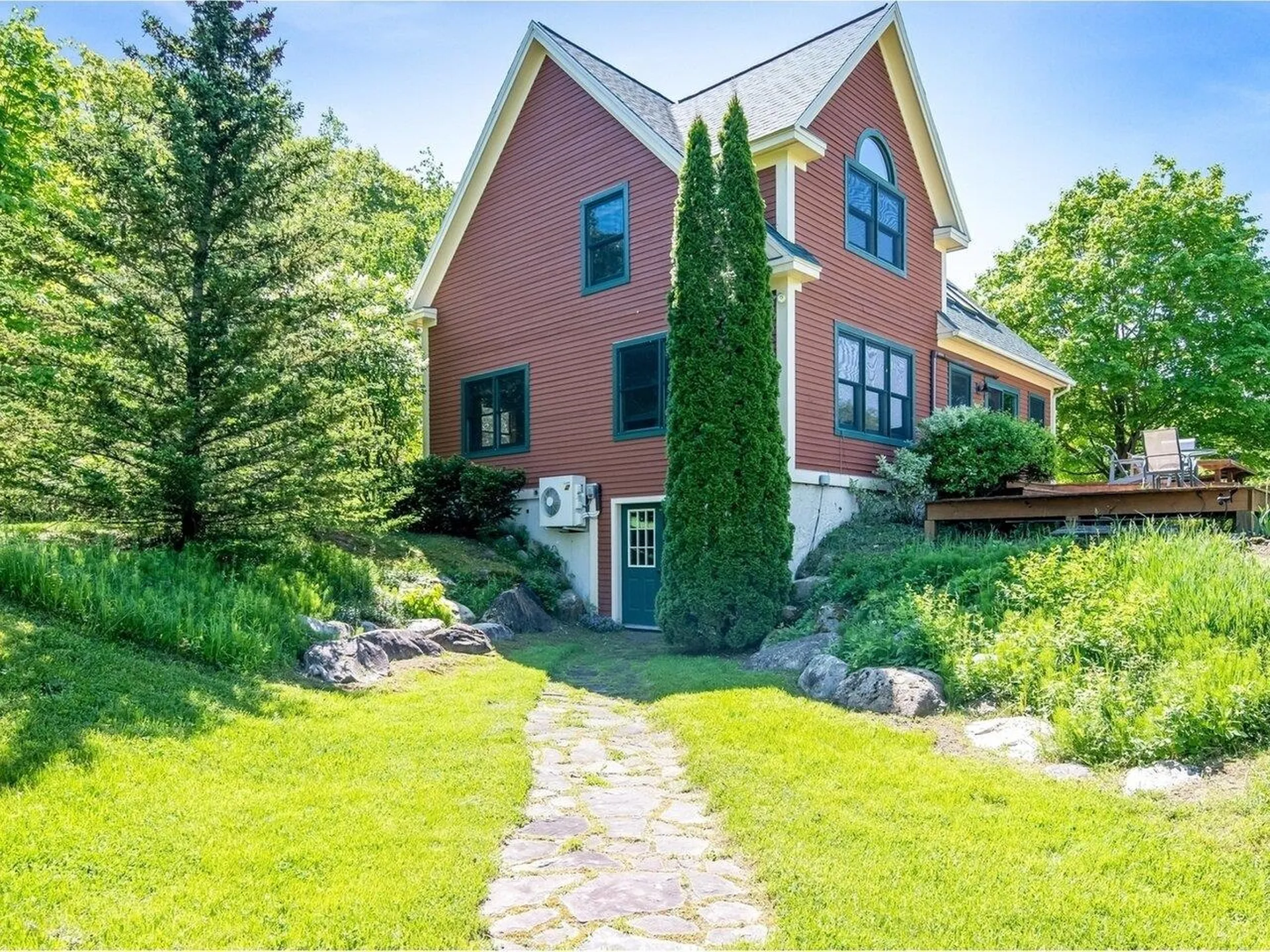 99 Mud Creek Lane Ferrisburgh VT 05456