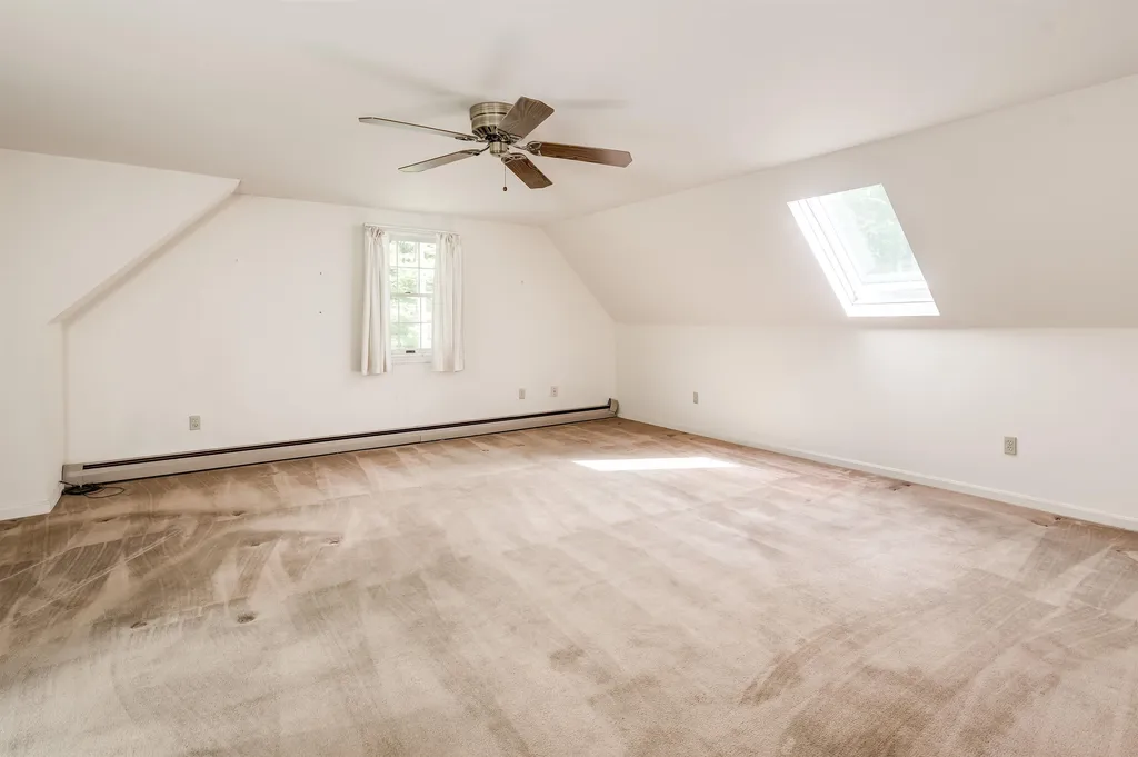 8 James Farm Road Lee NH 03861