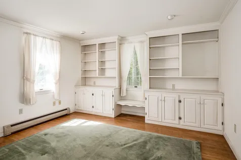 8 James Farm Road Lee NH 03861