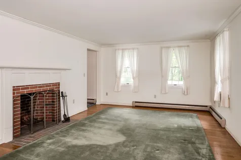 8 James Farm Road Lee NH 03861