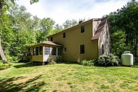 8 James Farm Road Lee NH 03861