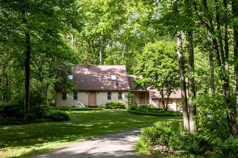 8 James Farm Road Lee NH 03861