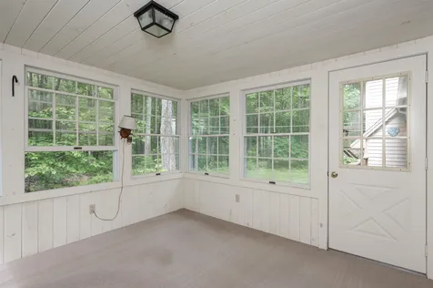 8 James Farm Road Lee NH 03861